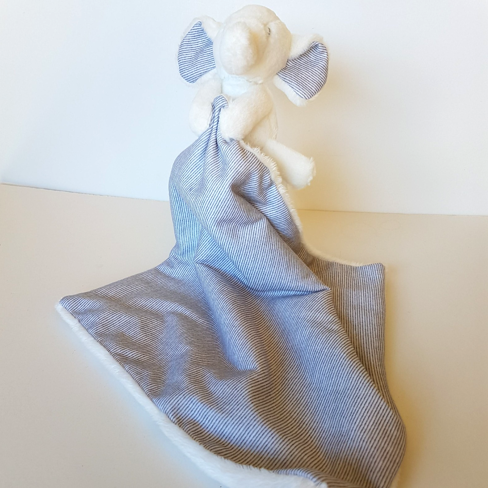 Anko WHITE ELEPHANT Baby Lovey Security Blanket Comforter Plush Soft Toy Sleep5