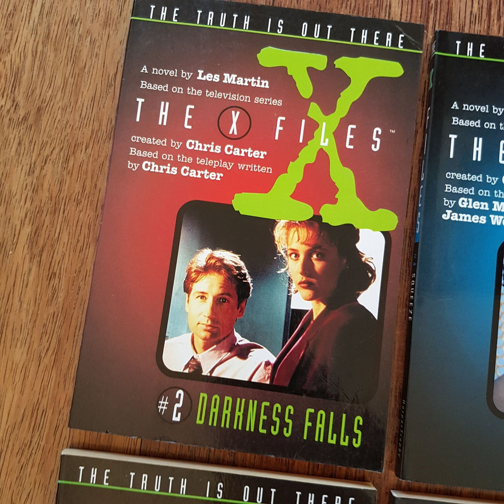 The X Files Book Bundle 2 4 8 & 10 Lot Paperback 1990s Vintage Sci Fi Books1