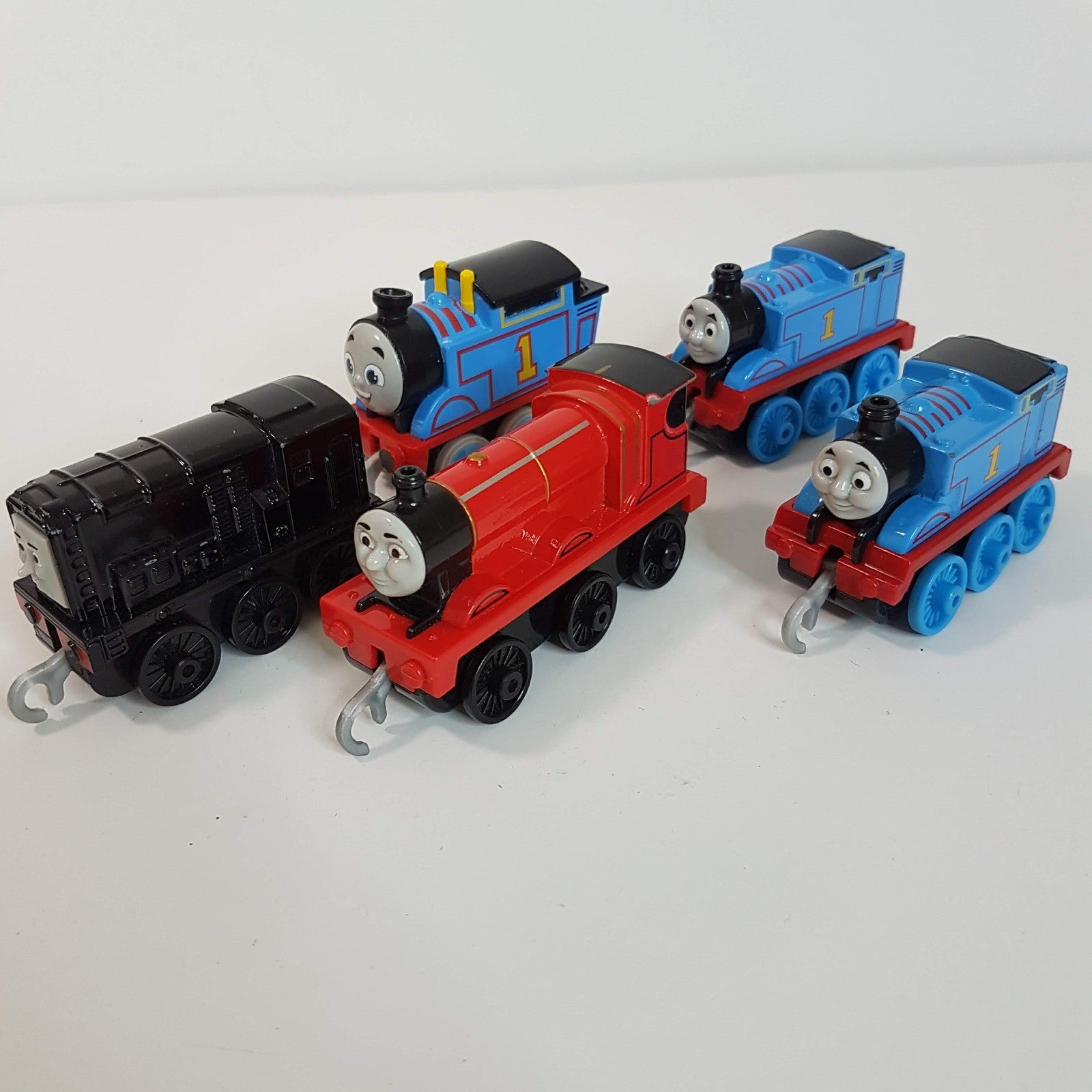 Thomas Die Cast THOMAS DIESEL RED JAMES Train Loco Gullane Activity Toy Bundle3
