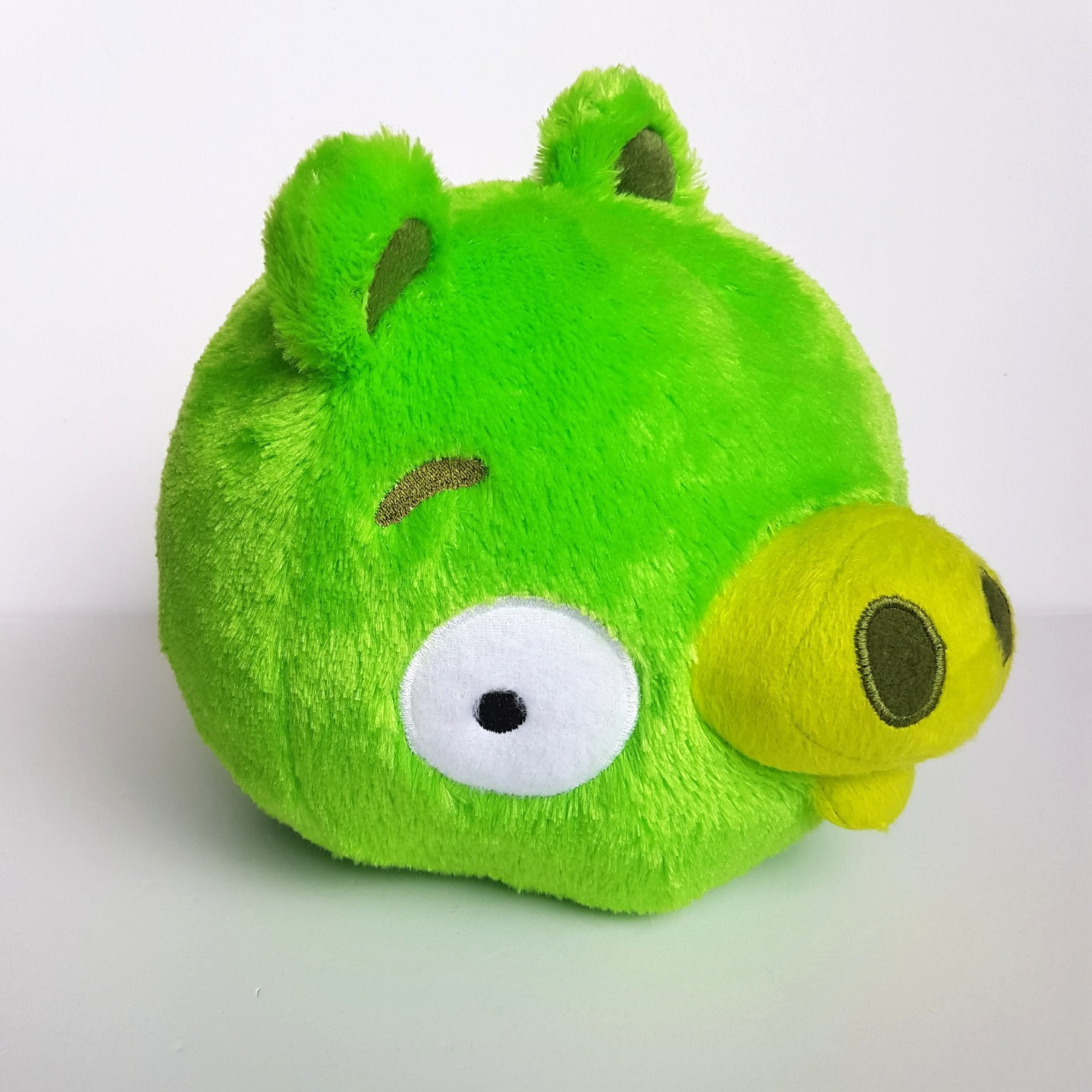 RARE Angry Birds GREEN PIG Changi Airport Exclusive 20cm Stuffed Animal Soft Toy2
