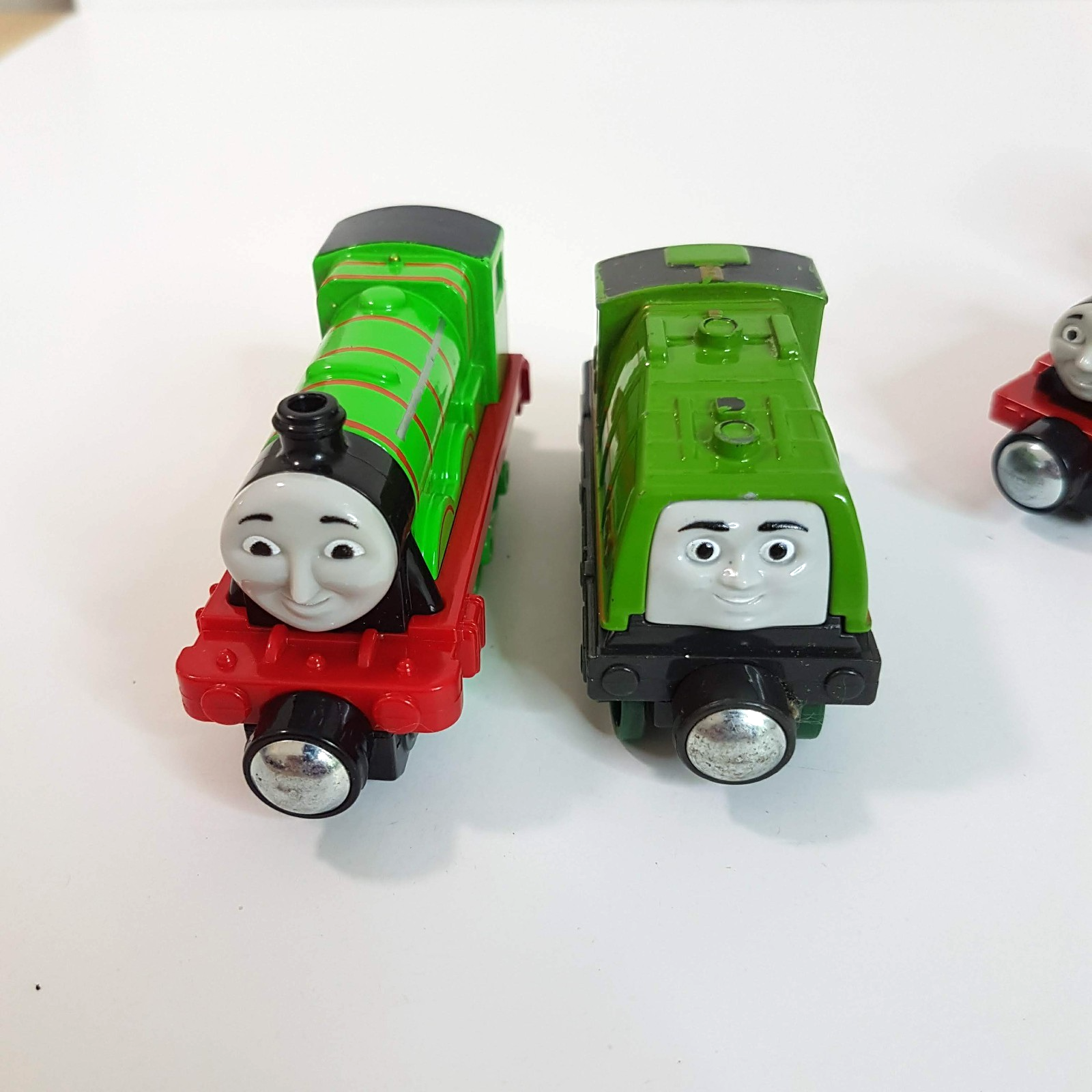 Thomas Die Cast HENRY TOAD MIKE HANDEL ANNIE GATOR Magnet Train Toy Gullane Lot4