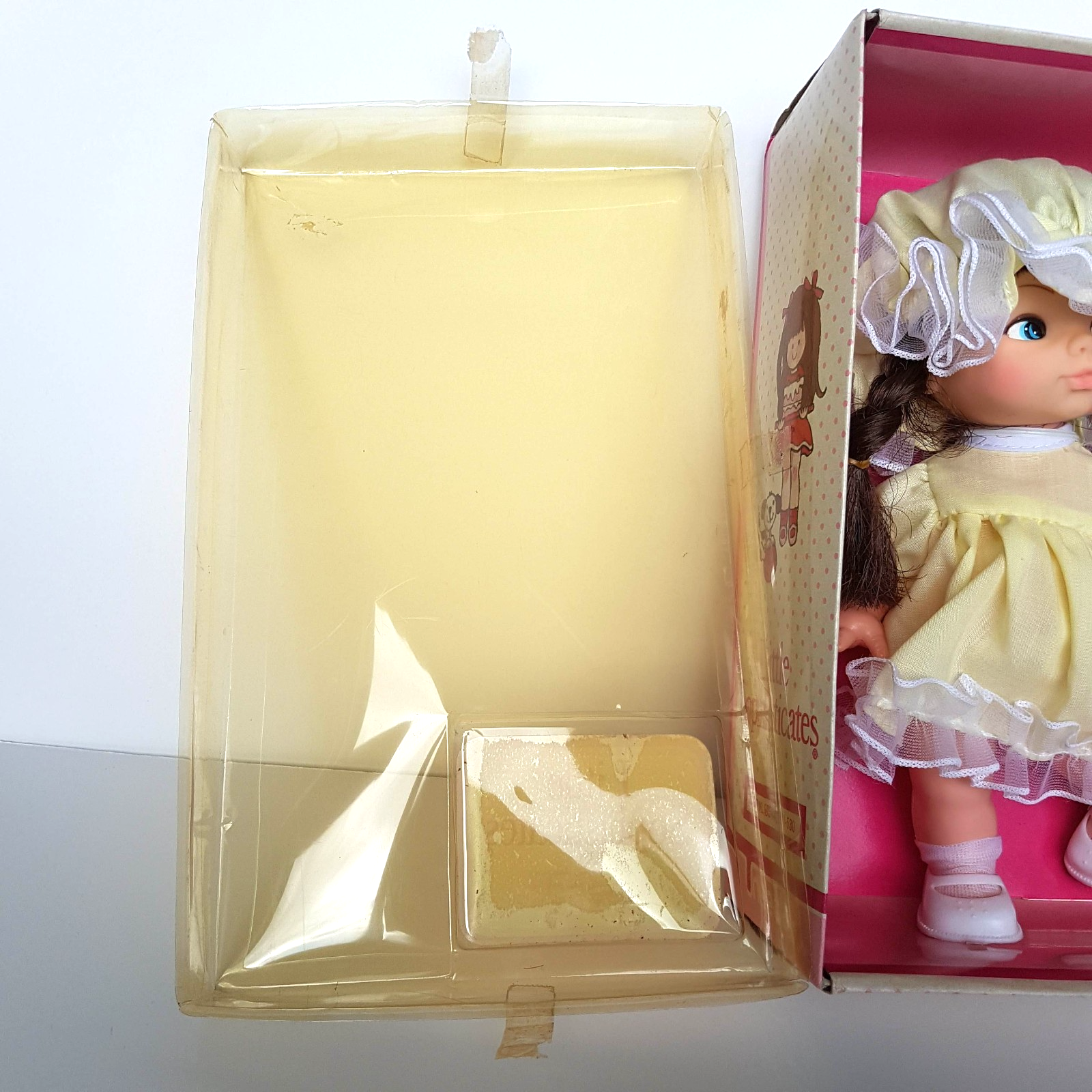 RARE Vintage 1983 UNEEDA LITTLE SOPHISTICATES DOLL BOX 21cm Brunette Collectible1
