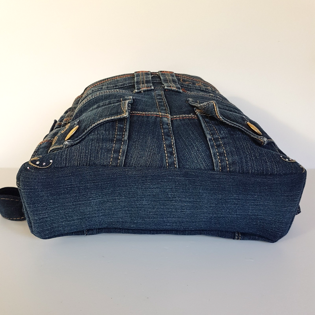 Handmade DENIM JEANS BACKPACK Bag Upcycled Rhinestone Embellished Vienus Jeans12