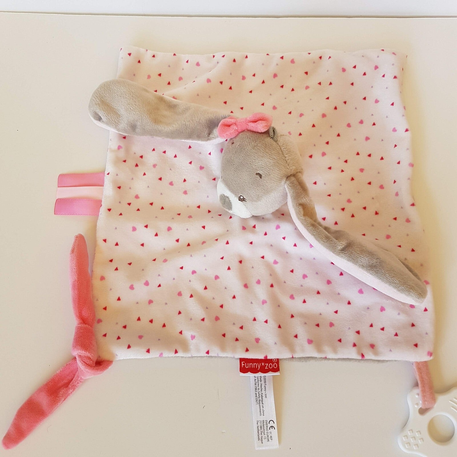 Funny Zoo BUNNY RABBIT LOVEY Rattle Plush Security Blanket Comforter Soft Toy8