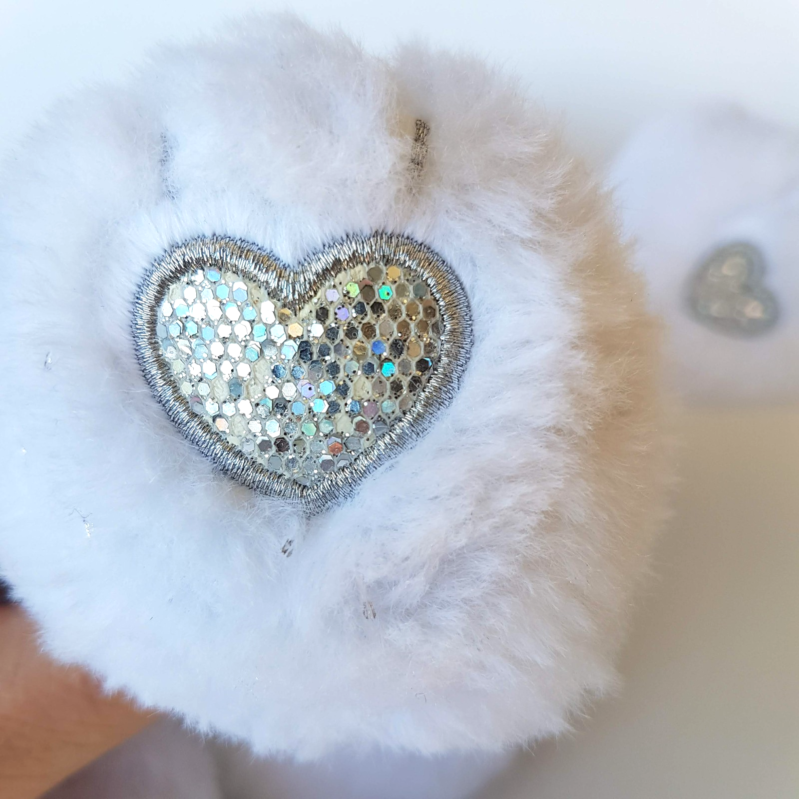 Care Bear HOPEFUL HEART Collector's Edition 2022 36cm Crystal Nose White Glitter21