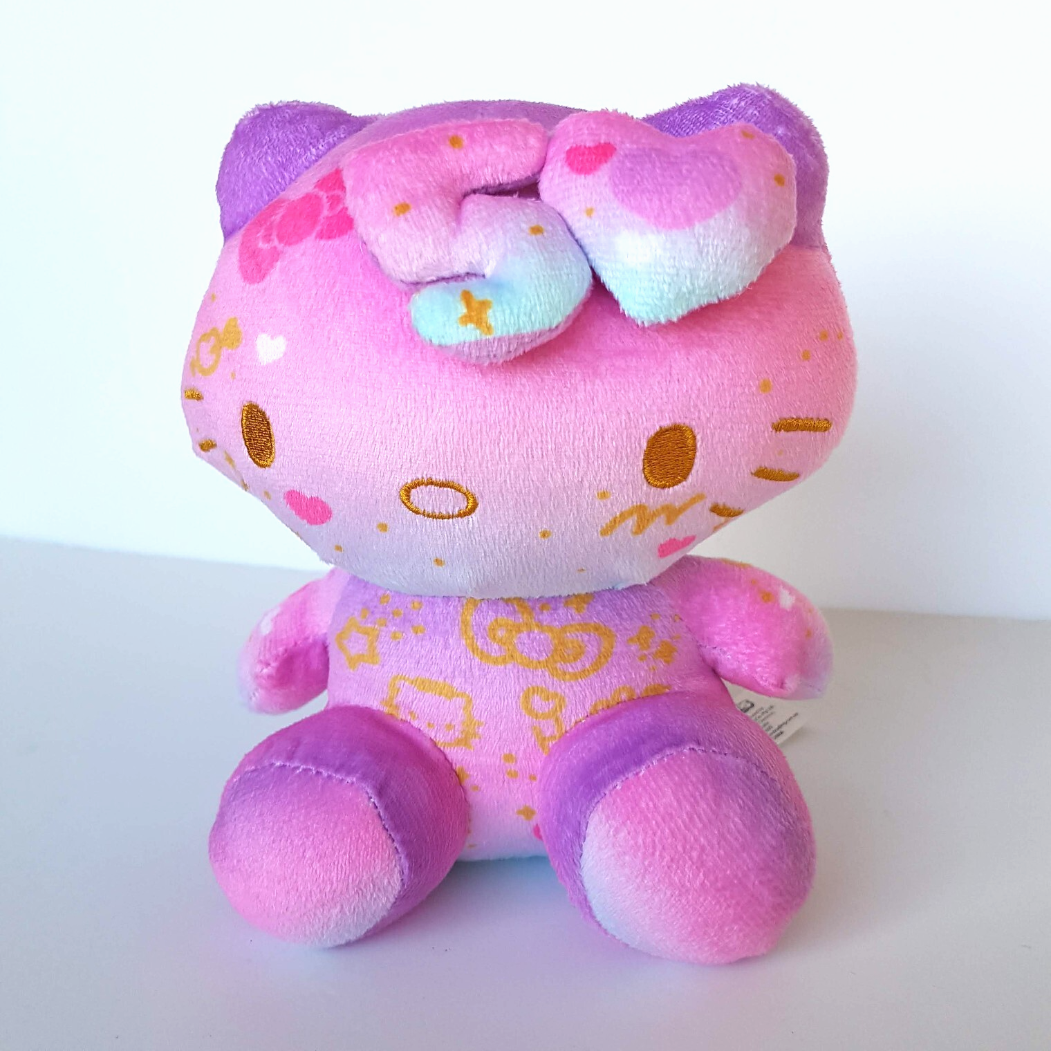 HELLO KITTY 18cm 50th ANNIVERSARY Cat Plush Rainbow Gold Stuffed Animal Soft Toy2