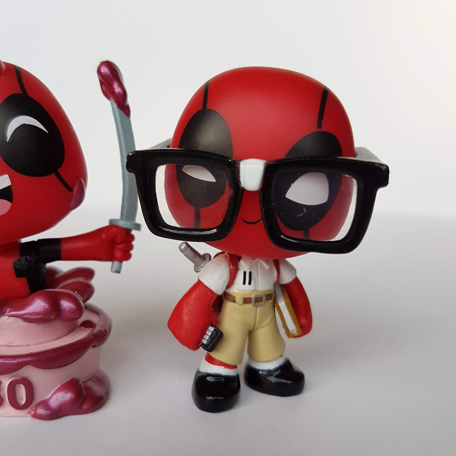 Funko Mystery Minis DEADPOOL 30th Anniversary + Nerd Action Figures Bobble Toys2