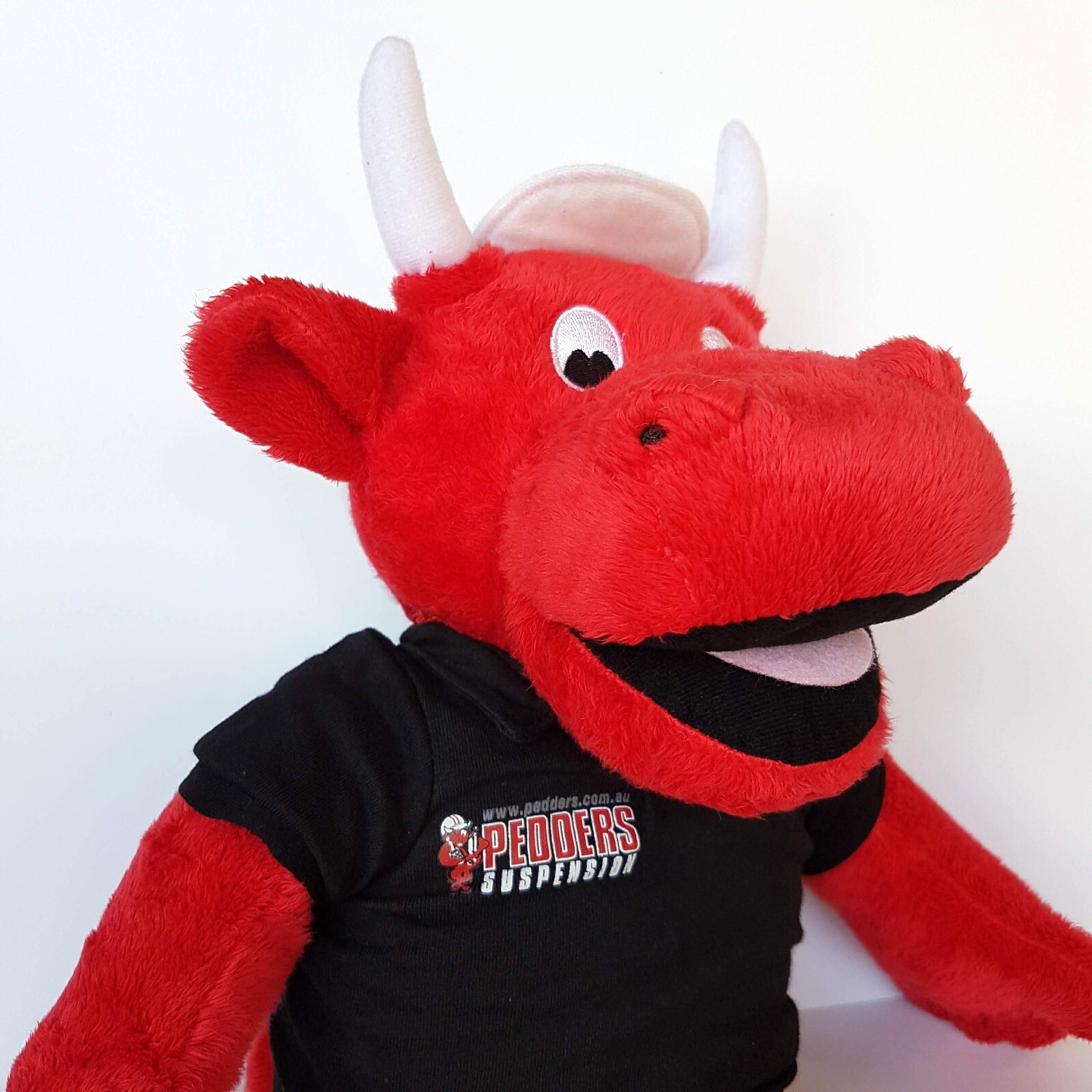 PEDDERS SUSPENSION Bull Mascot Plush Car Auto Advertising Merchandise 44cm Toy1