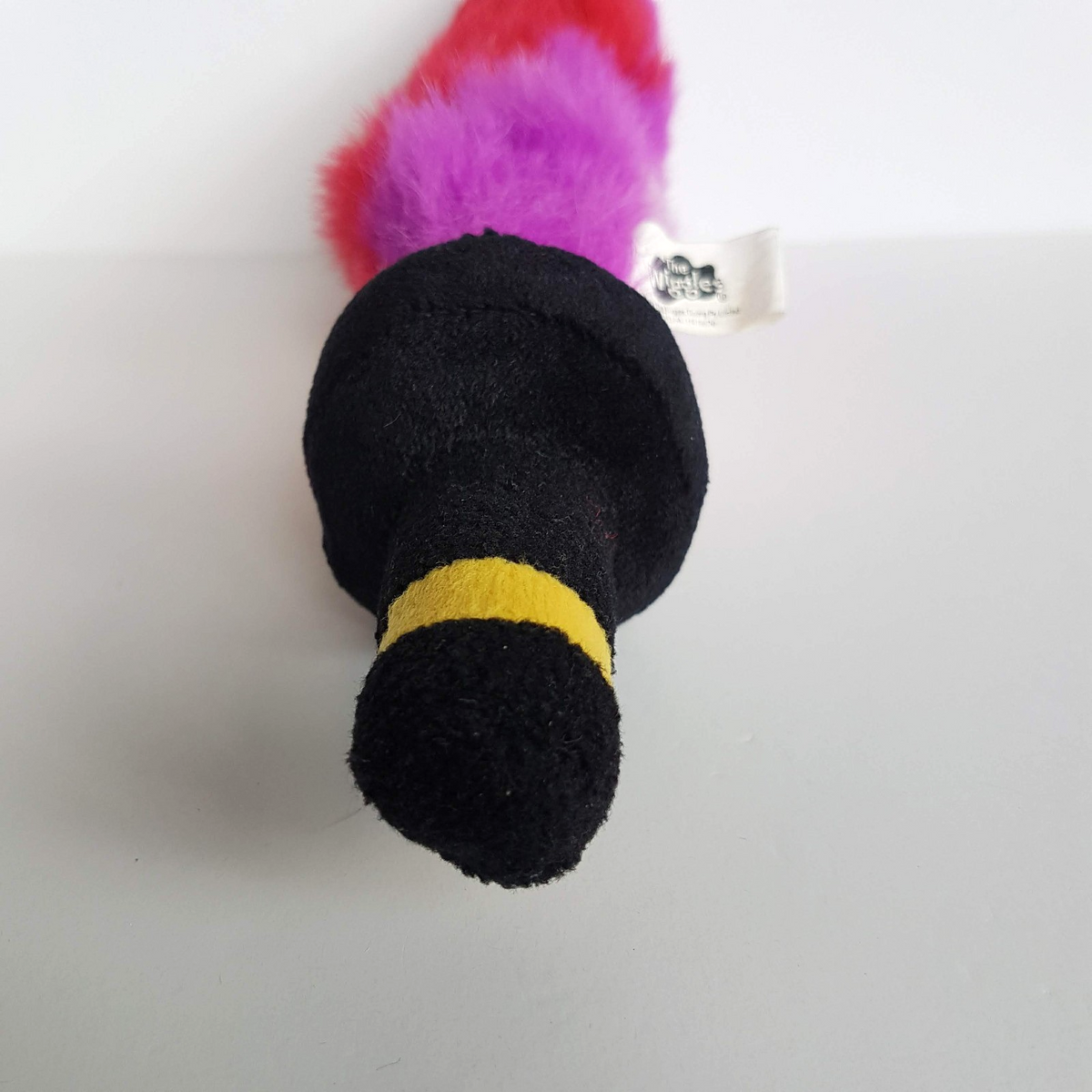 2004 The Wiggles CAPTAIN FEATHERSWORD Sword 40cm Plush Stuffed Soft Toy Pretend4