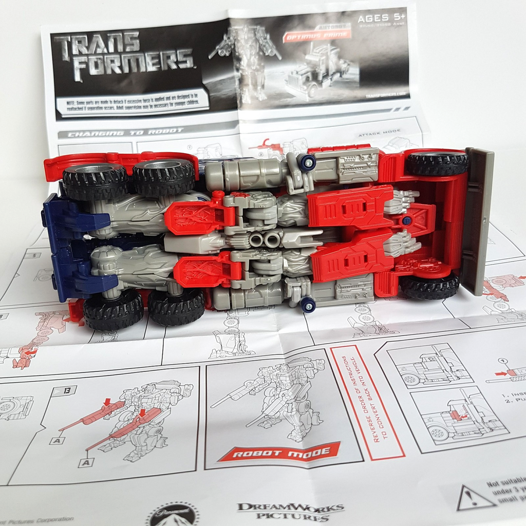 Transformers OPTIMUS PRIME Truck 2007 18cm Autobot Robot Action Figure Toy EUC9