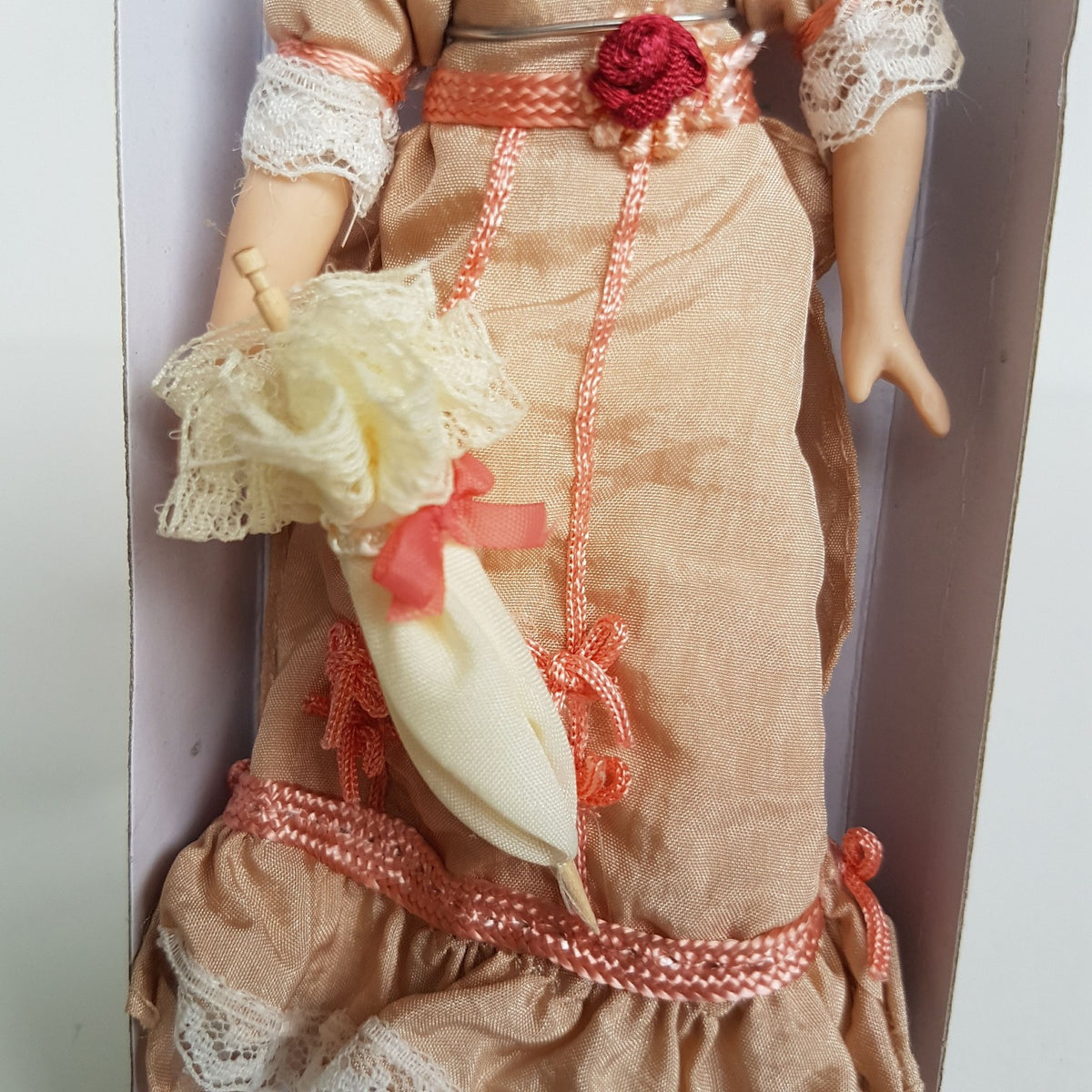 Del Prado Doll House VICTORIAN LADY Doll Woman Pink Dress BOX Collectible Toy12