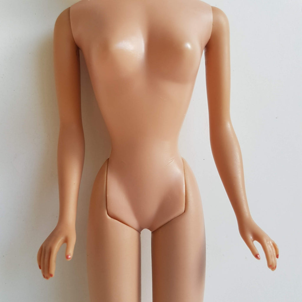 VTG 1962 Bubble Cut BARBIE Auburn Red Head Nails #18 Japan Fashion Doll RARE9