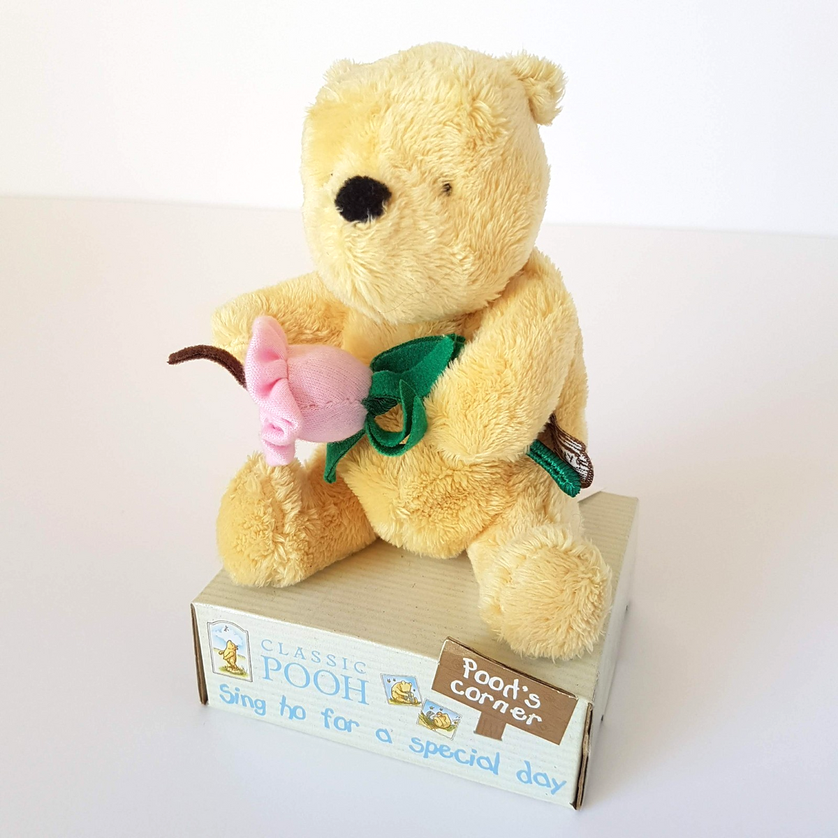 Pooh’s Corner CLASSIC WINNIE THE POOH Bear Plush 13cm Stuffed Animal Soft Toy0