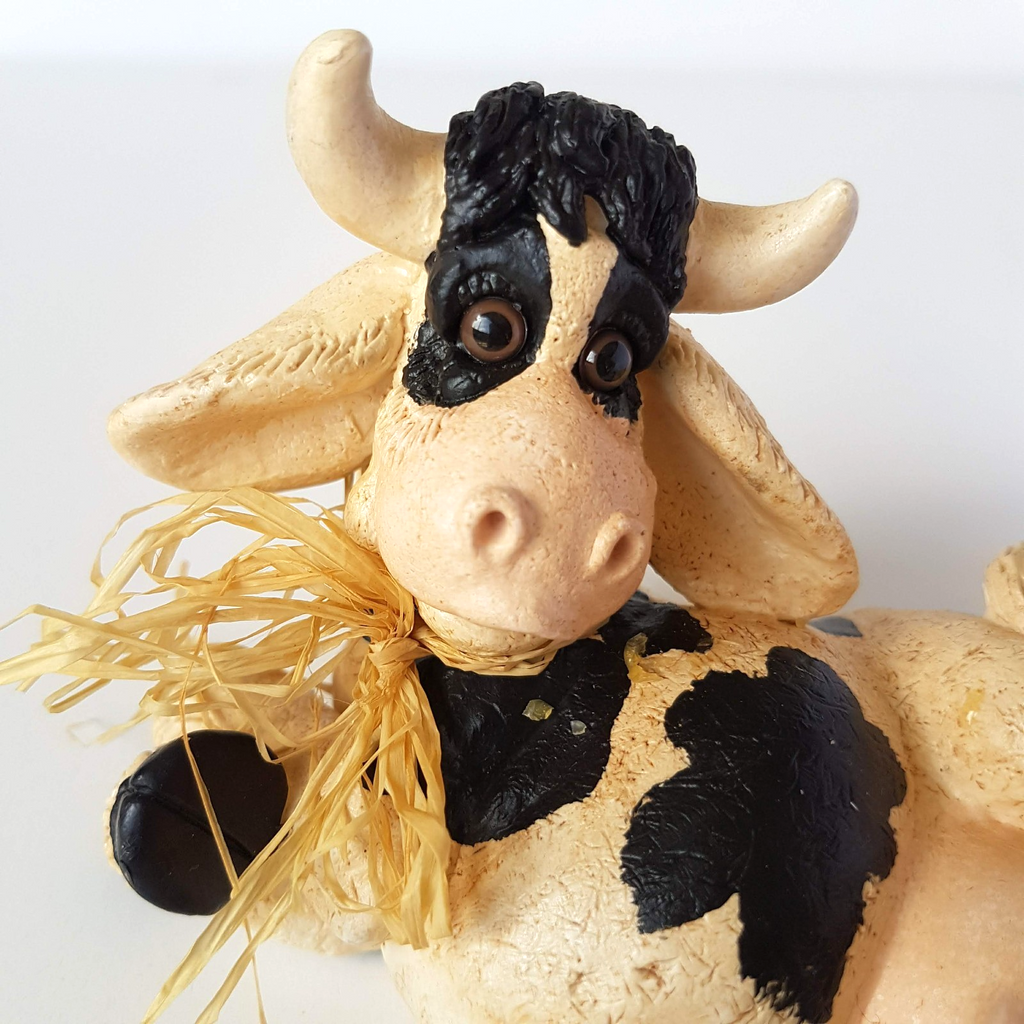 Vintage PETE APSIT COW Figure 1994 Statue Resin Holstein Collectible Black Beige2