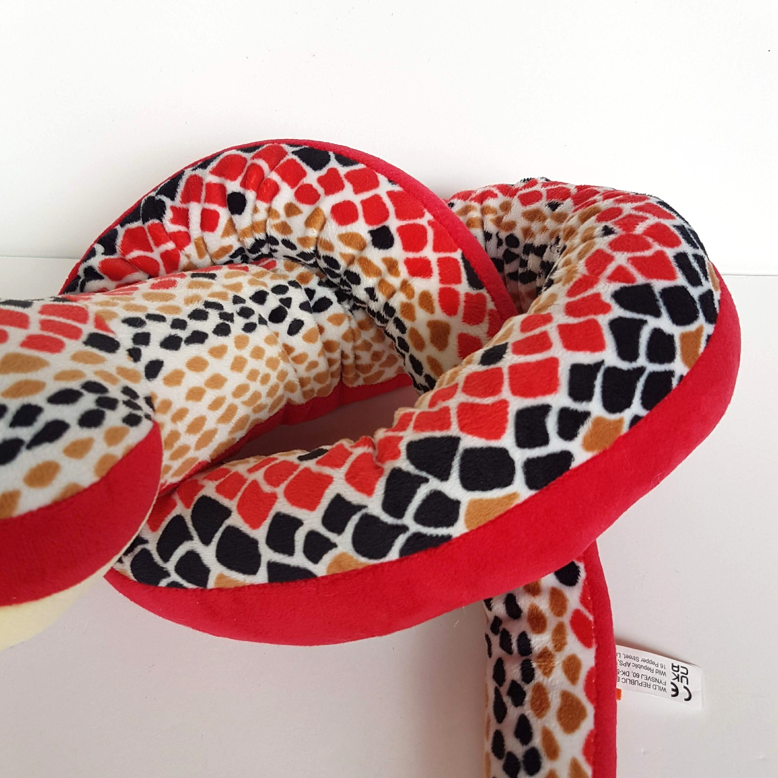 Wild Republic  130cm SNAKE Reptile Plush Soft Toy Stuffed Animal Red Black Green3