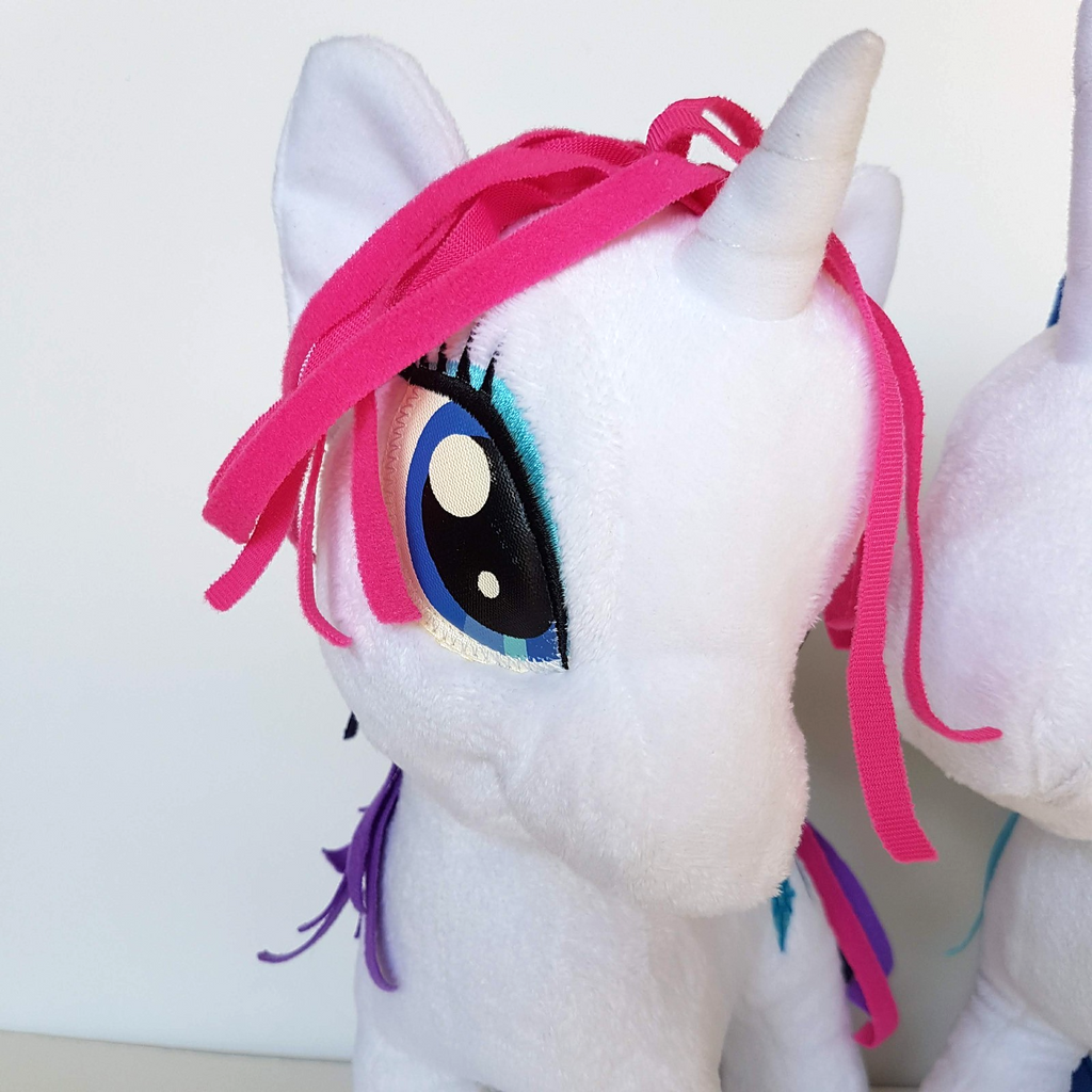 My Little Pony SHINING ARMOUR & RARITY 29cm Soft Toy Horse Plush Stuffed Animal1