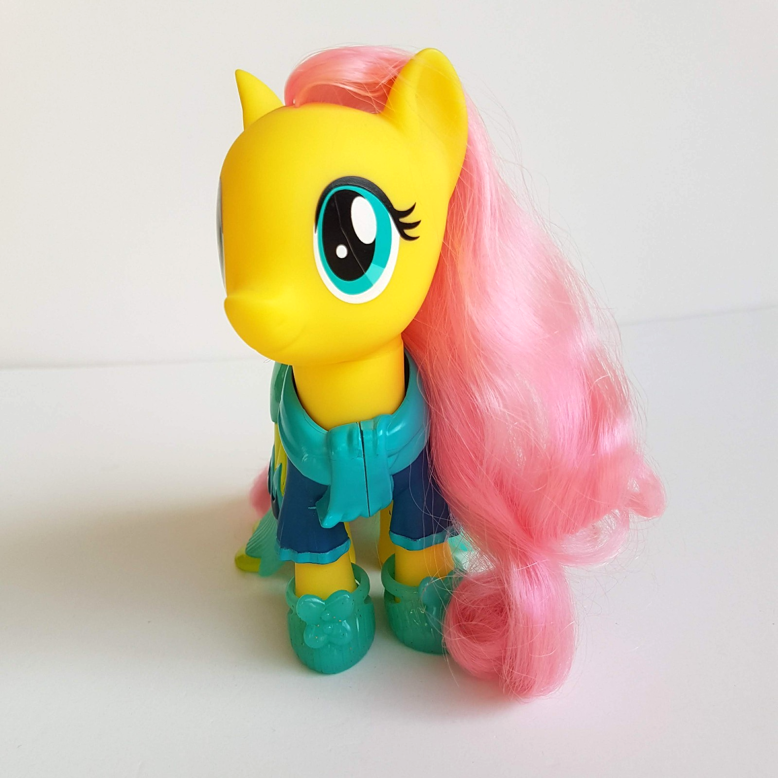 My Little Pony FLUTTERSHY The Movie Snap On Fashion 16cm Horse Figure Brushable1