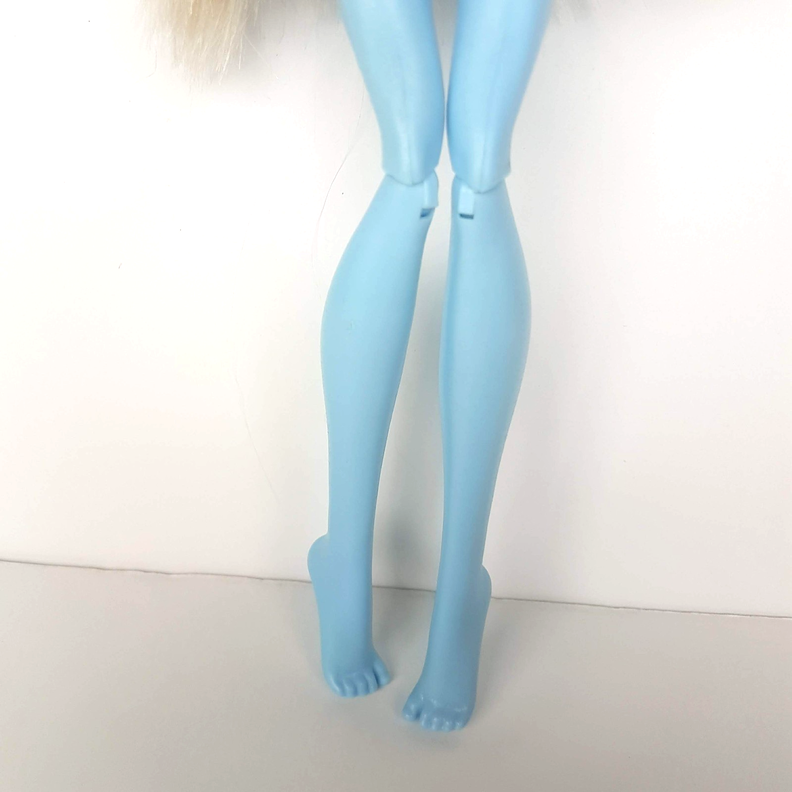 Monster High ABBEY BOMINABLE Music Festival Mattel Blue Fashion Doll Outfit Toy5