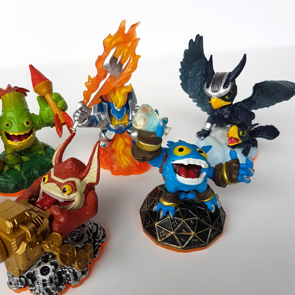 Skylanders GIANTS LOT Drobot LightCore Ignitor Sonic Boom Pop Fizz Zook Trigger2