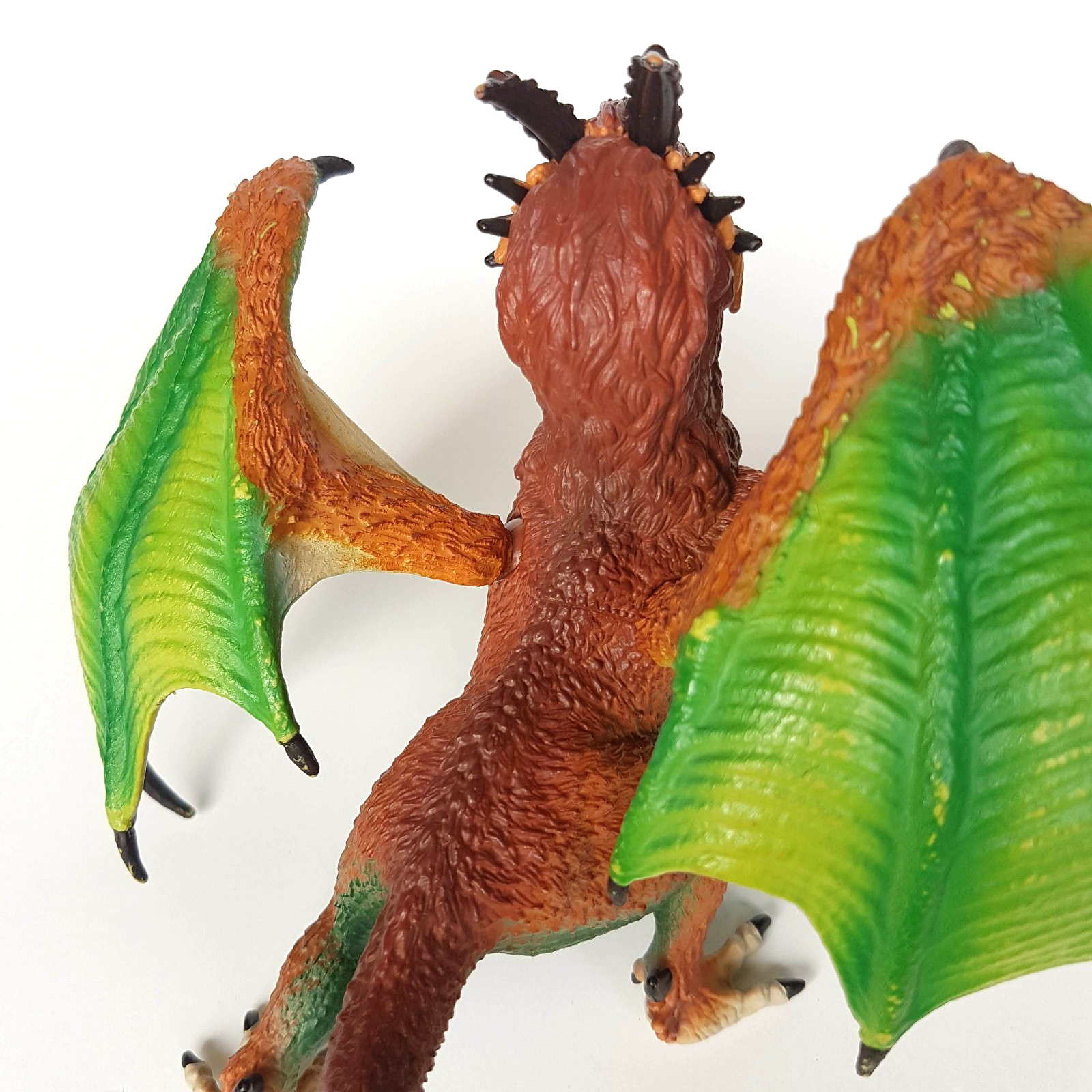 Schleich ELDRADOR POACHED DRAGON Griffin Fantasy Action Figure Moveable Wings12