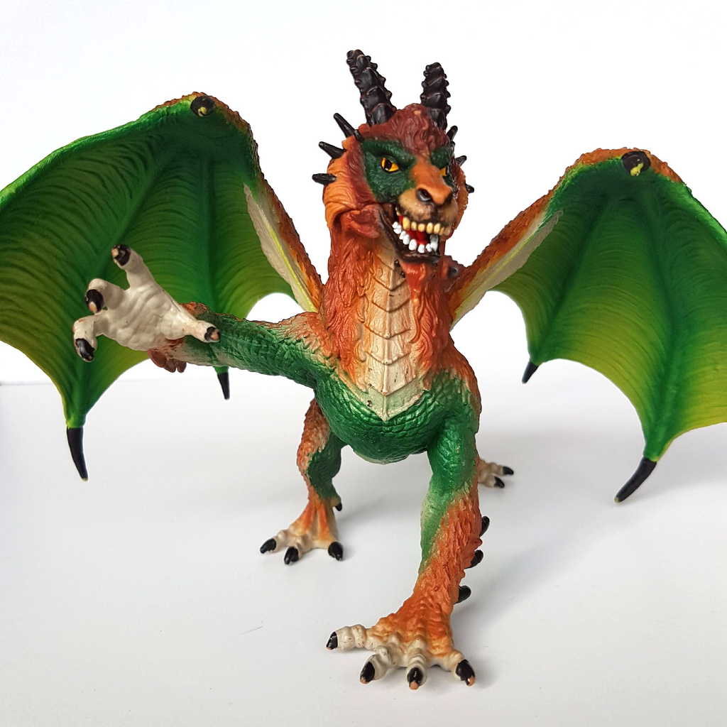 Schleich ELDRADOR POACHED DRAGON Griffin Fantasy Action Figure Moveable Wings7