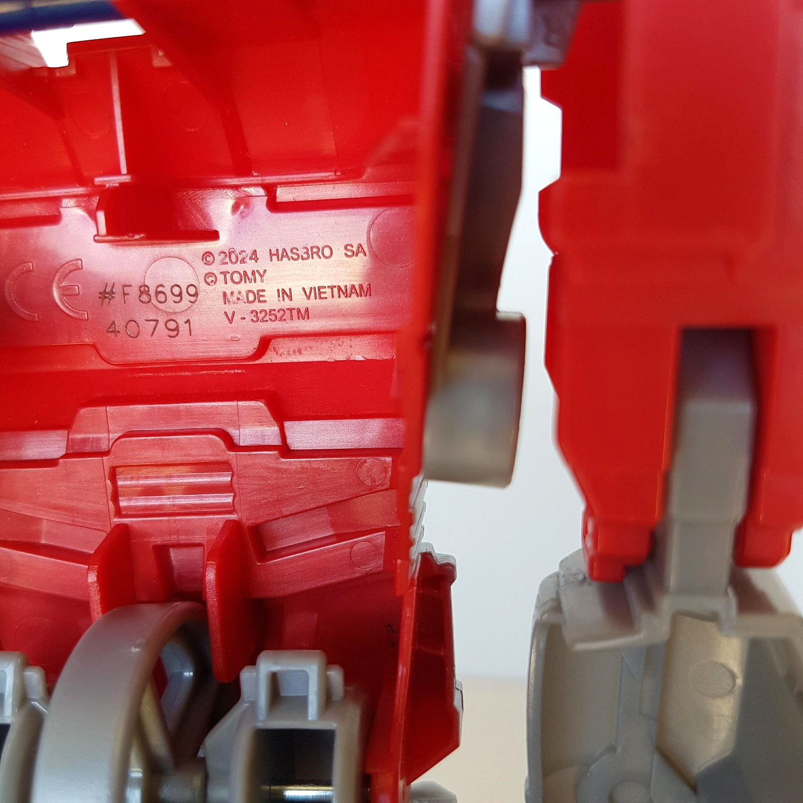 Transformer 27cm OPTIMUS PRIME BUMBLEBEE MEGATRON Robot Action Figure Lot23