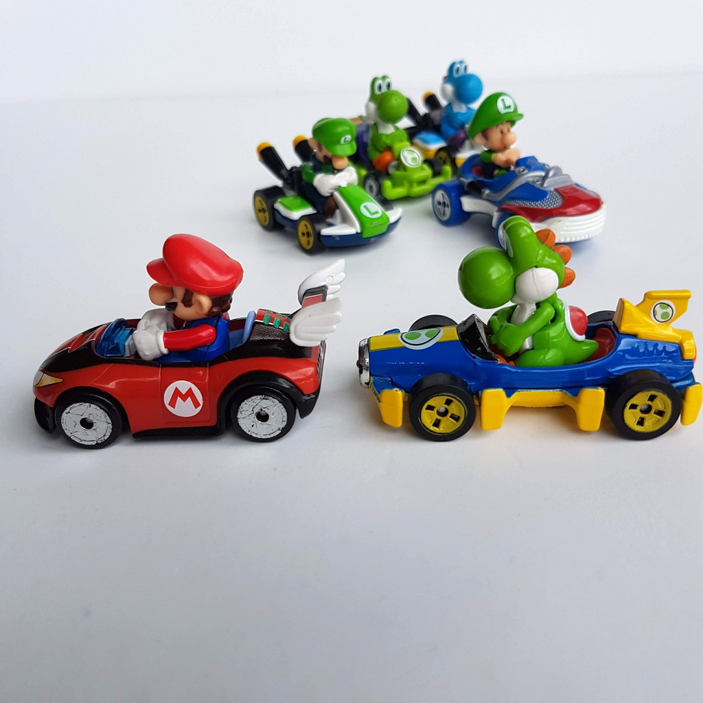 Super Mario HOTWHEELS DIE CAST Lot Nintendo Cars Luigi Yoshi Mario Gaming Toys10