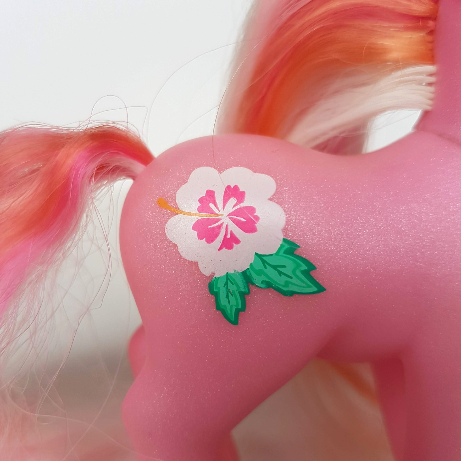 My Little Pony LUAU Horse Hasbro Vinyl Toy 2002 Brushable Tropical Flower Pink2
