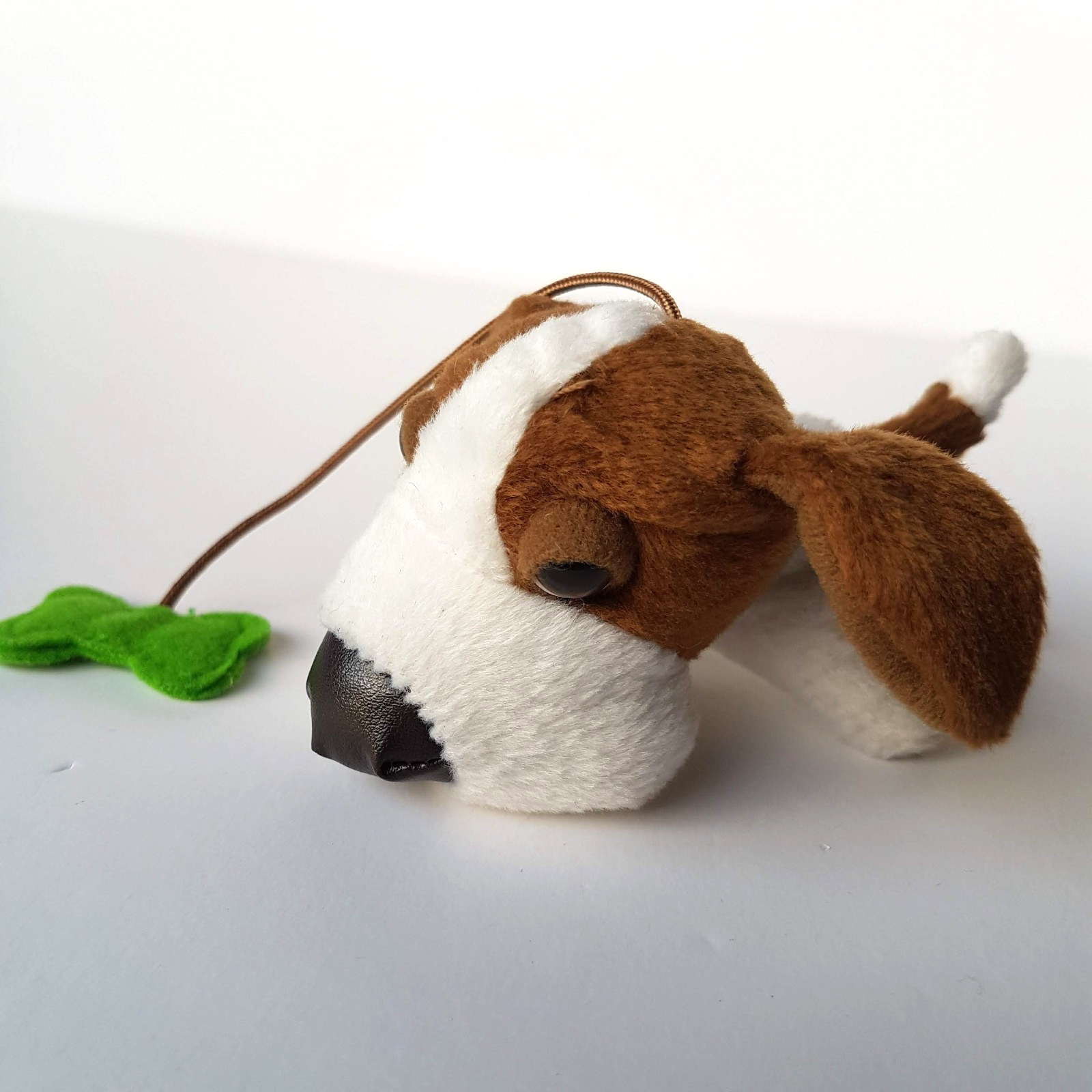2006 The Dog BASSET HOUND McDonalds Happy Meal Artlist Toy Plush Stuffed Animal0