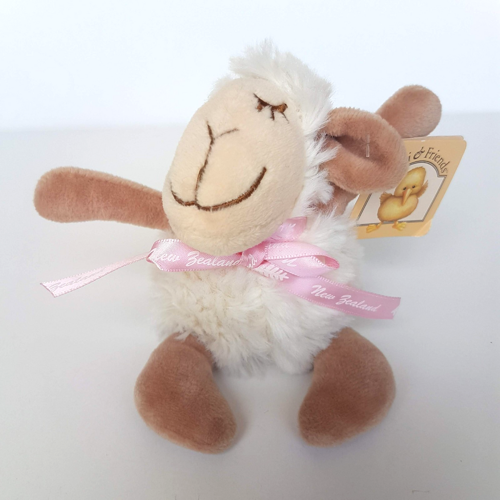Kiwi & Friends WHITE LAMB SHEEP 16cm Plush Stuffed Animal Soft Toy New Zealand1