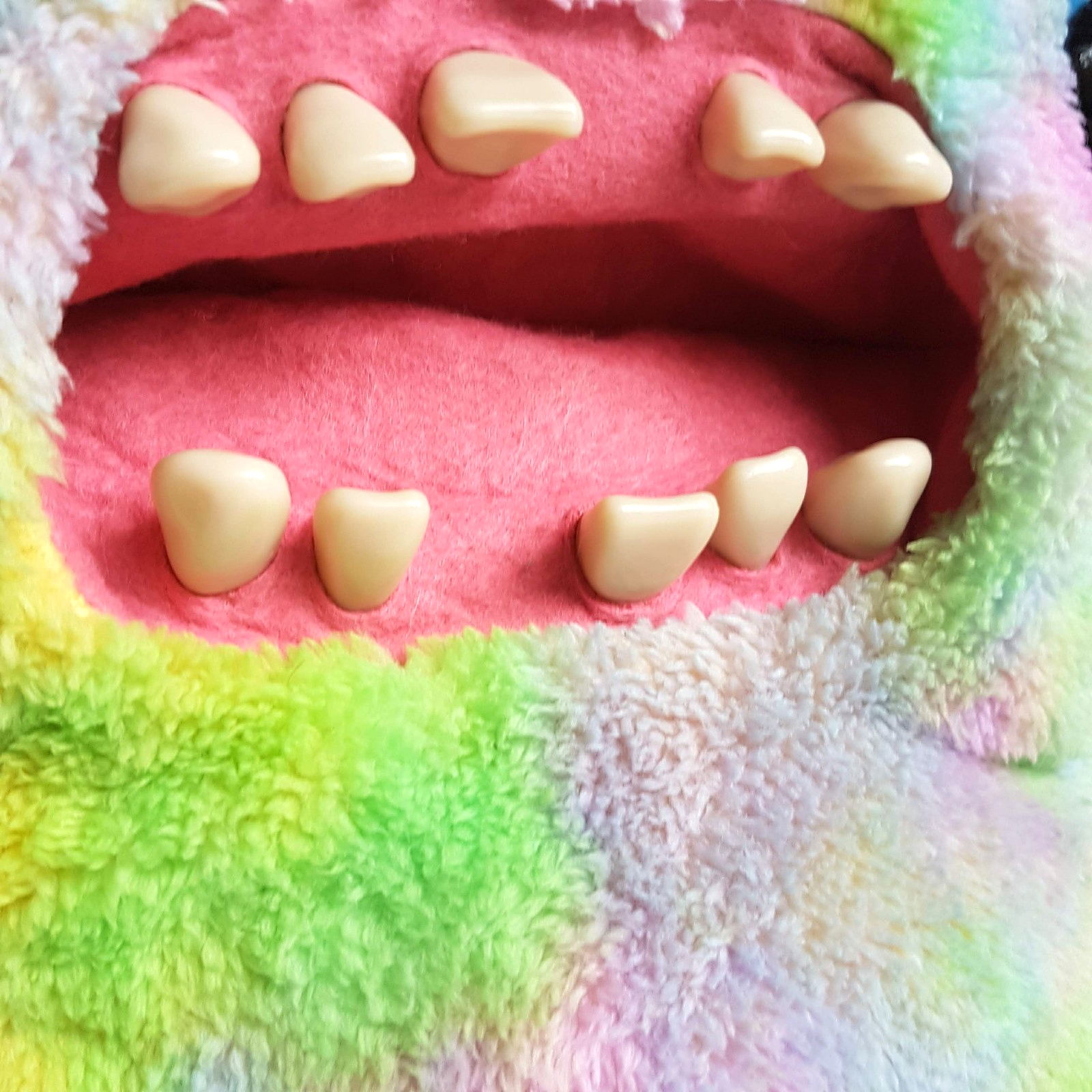 LARGE Fuggler Big Bigg Fugg SCREECH Funny Ugly Monster Soft Toy Tie Die Teeth8