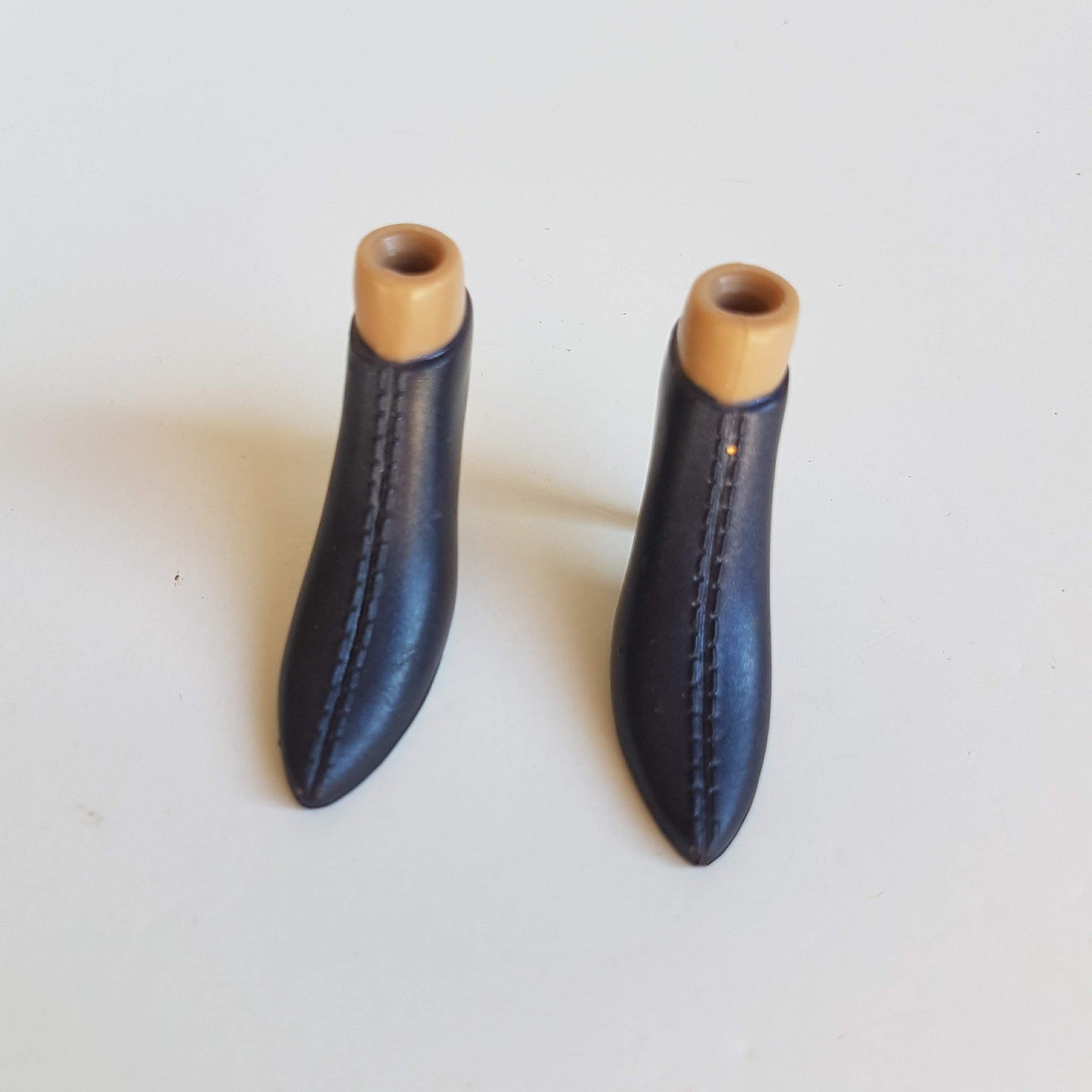 Bratz Doll DYNAMITE NEVRA Replacement Feet Shoes Blue Heels Fashion Doll Parts1