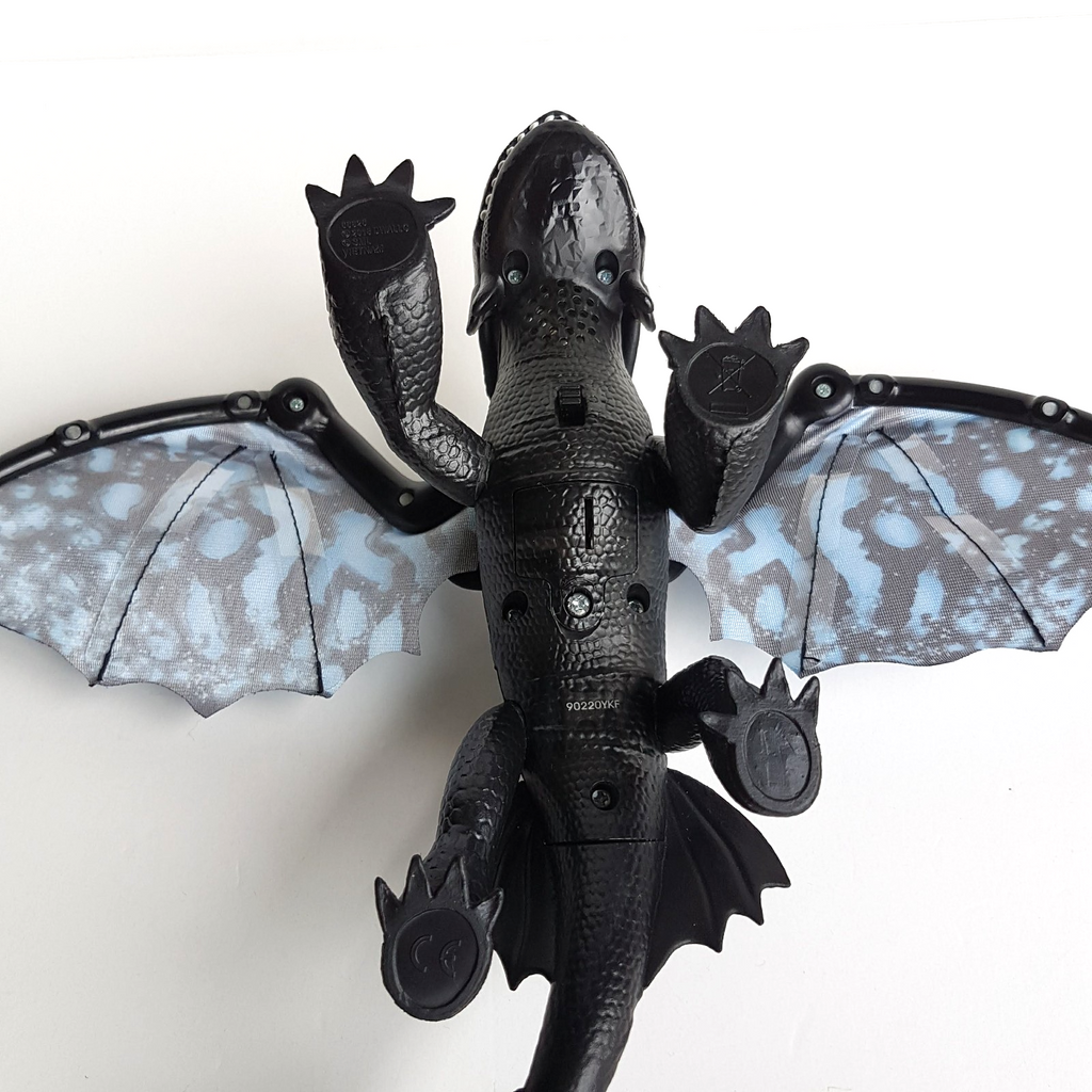 How To Train Your Dragon TOOTHLESS Light Sound Action Figure WORKS Dragon Toy13