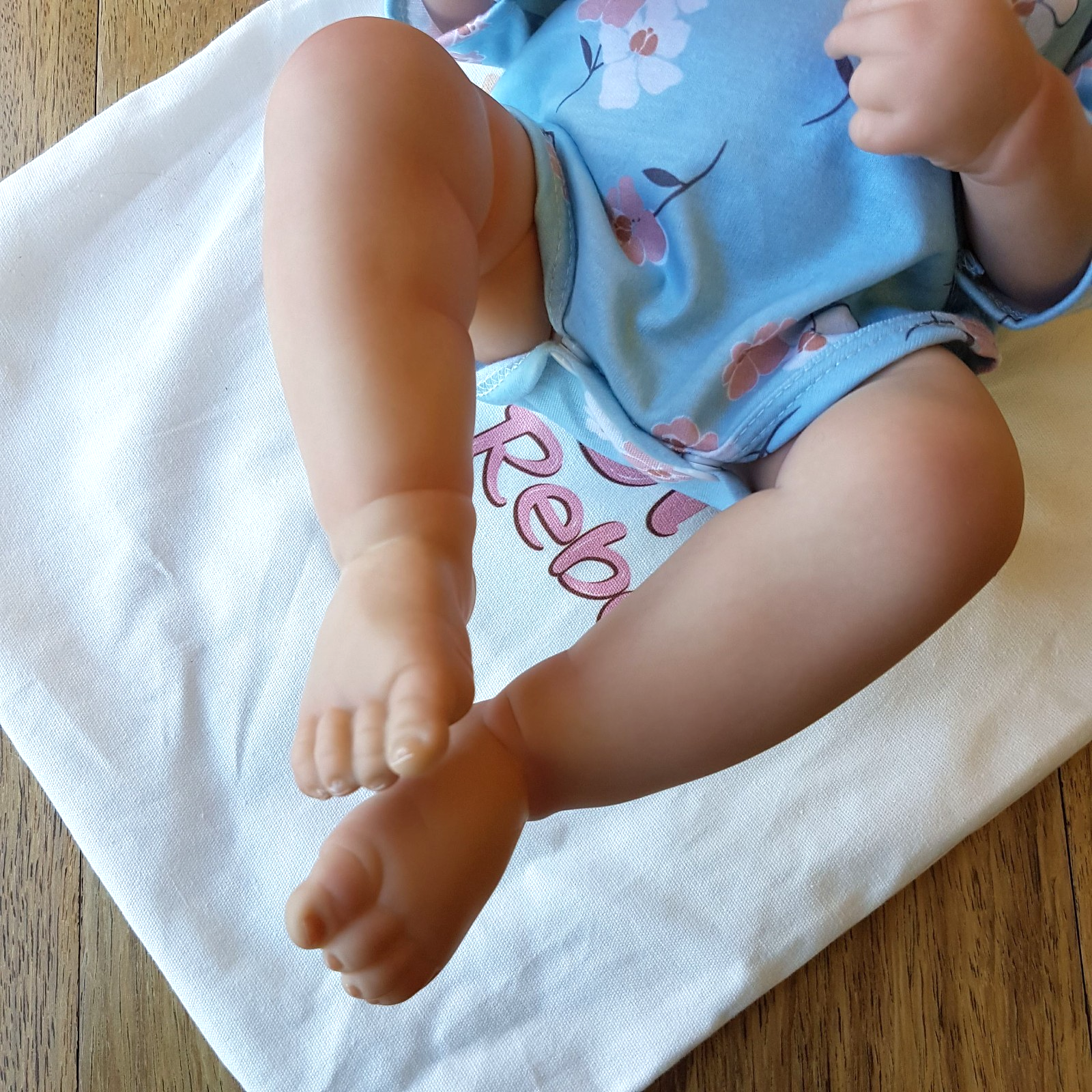 Doll Reborn LIFELIKE GIRL BABY Root Hair Realistic 46cm 1kg Weighted Articulated8