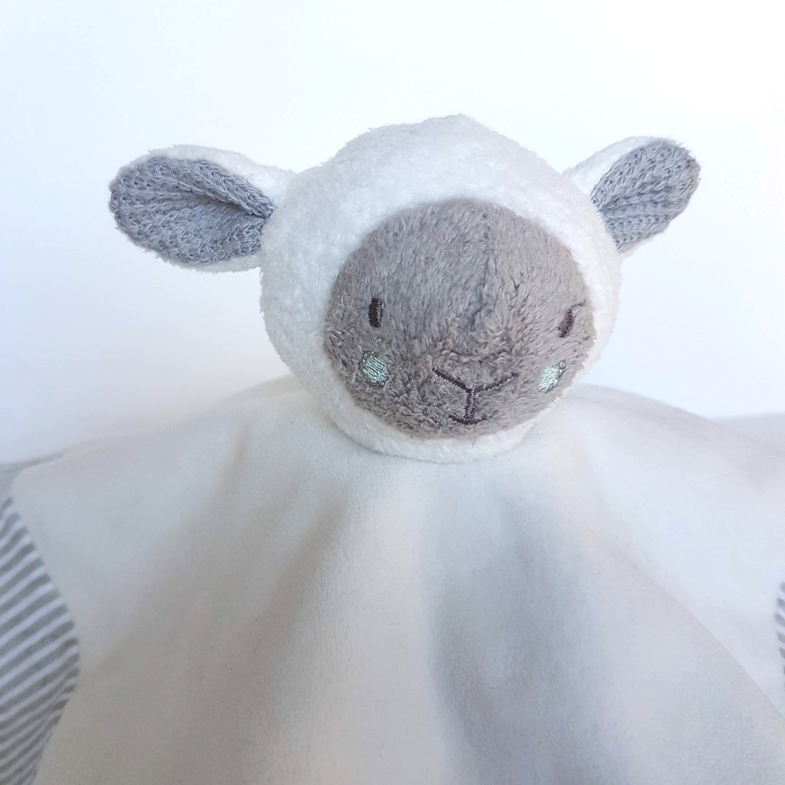 Cuddly Blanket SLEEPY SHEEP Lamb Rattle Lovey Plush Security Comforter Soft Toy2