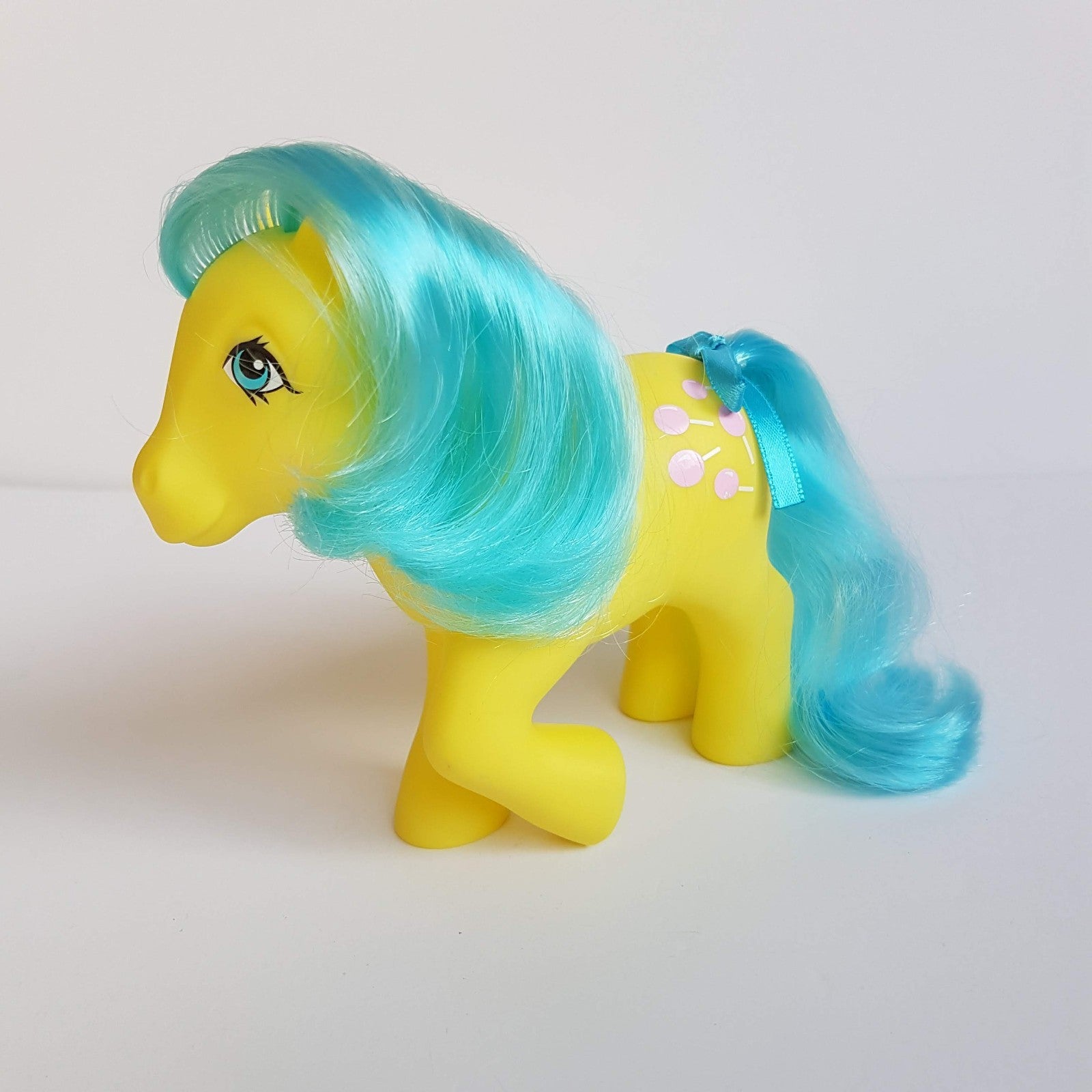My Little Pony TOOTSIE 2019 35th Anniversary Hasbro Horse Figure Yellow Blue0