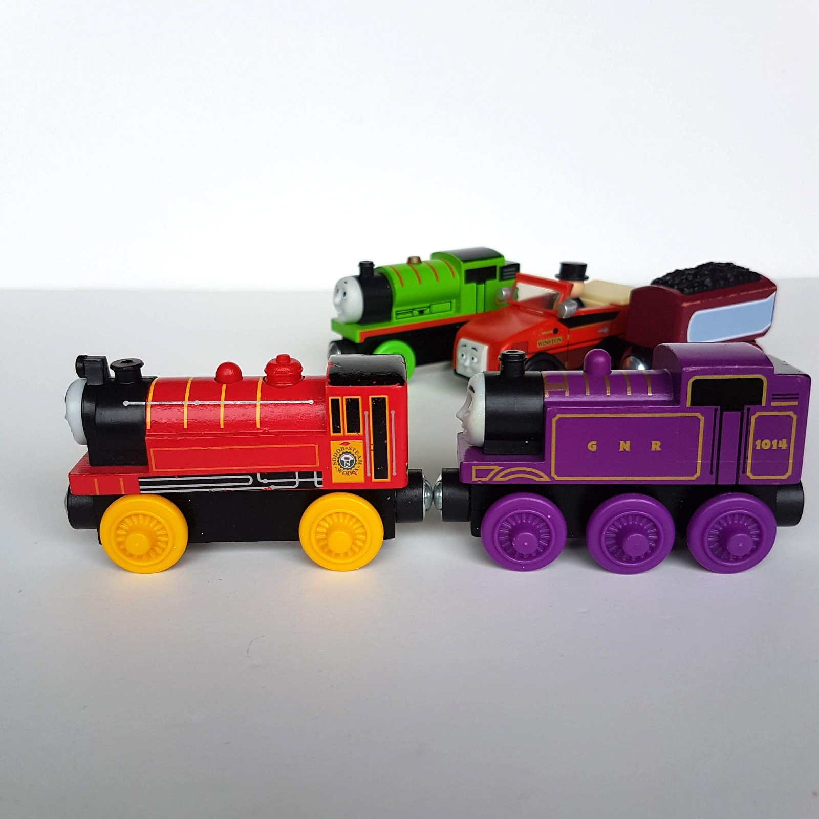 Thomas Wooden PERCY VICTOR RYAN WINSTON CAITLIN'S TENDER Train Magnet Loco Toy1