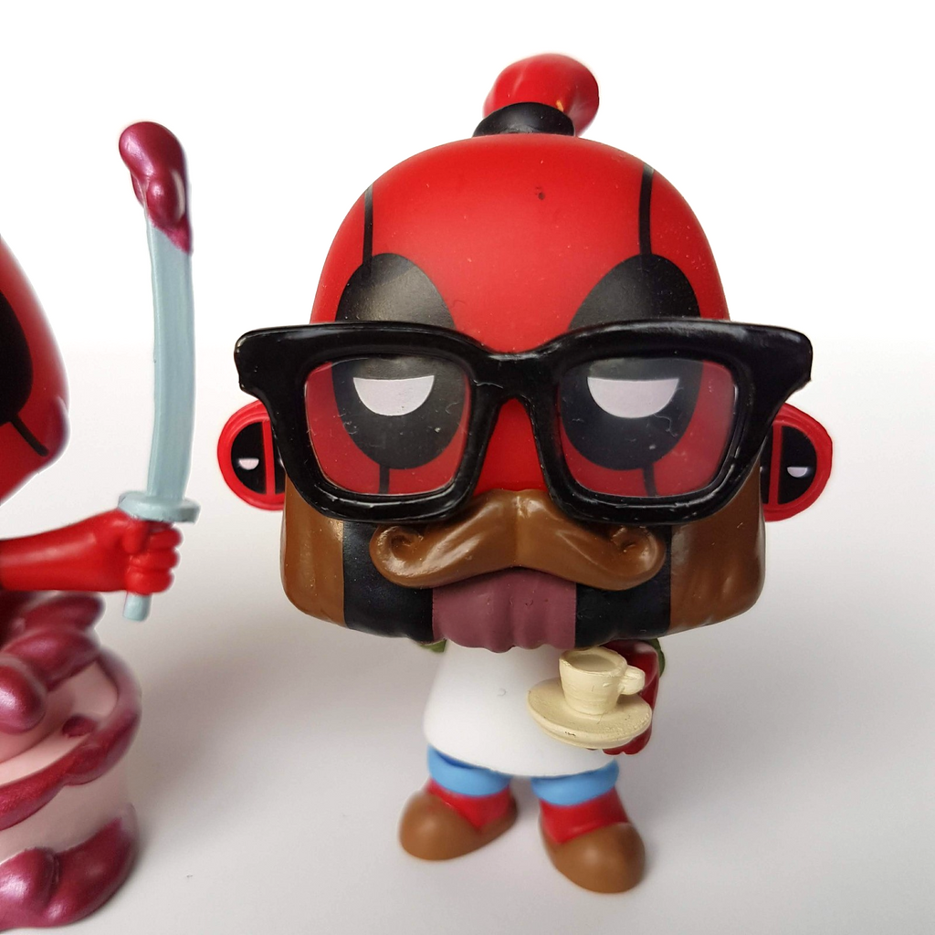 Funko Mystery Minis DEADPOOL 30th Anniversary + Coffee Barista Action Figure Toy3