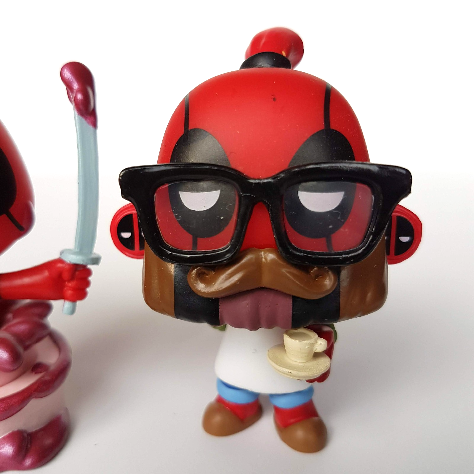 Funko Mystery Minis DEADPOOL 30th Anniversary + Coffee Barista Action Figure Toy3