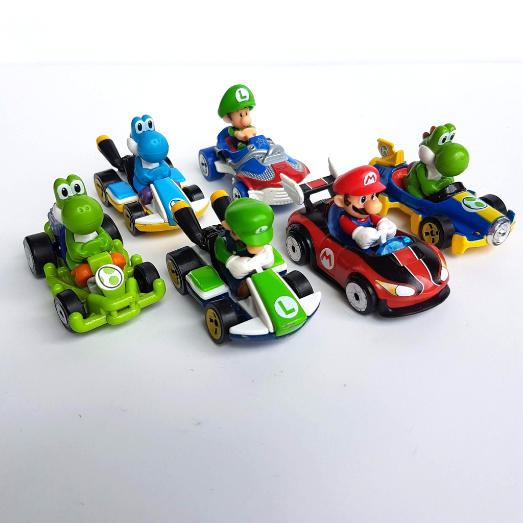 Super Mario HOTWHEELS DIE CAST Lot Nintendo Cars Luigi Yoshi Mario Gaming Toys1