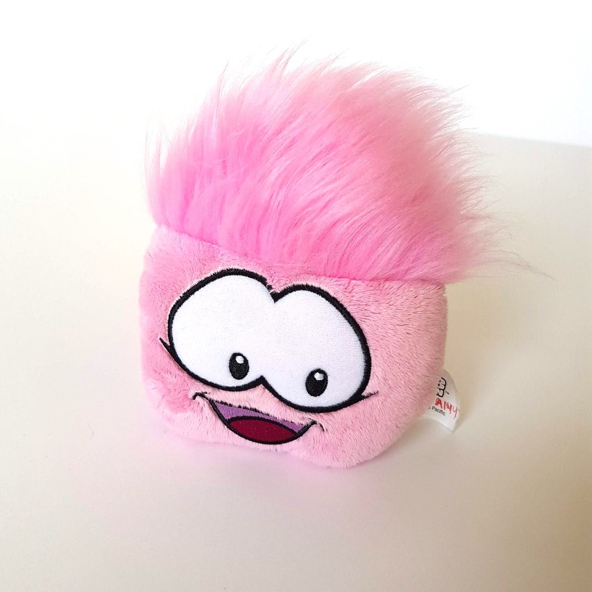 Disney Club Penguin PINK PUFFLE Plush 13cm Stuffed Animal Gaming Soft Toy Cute0