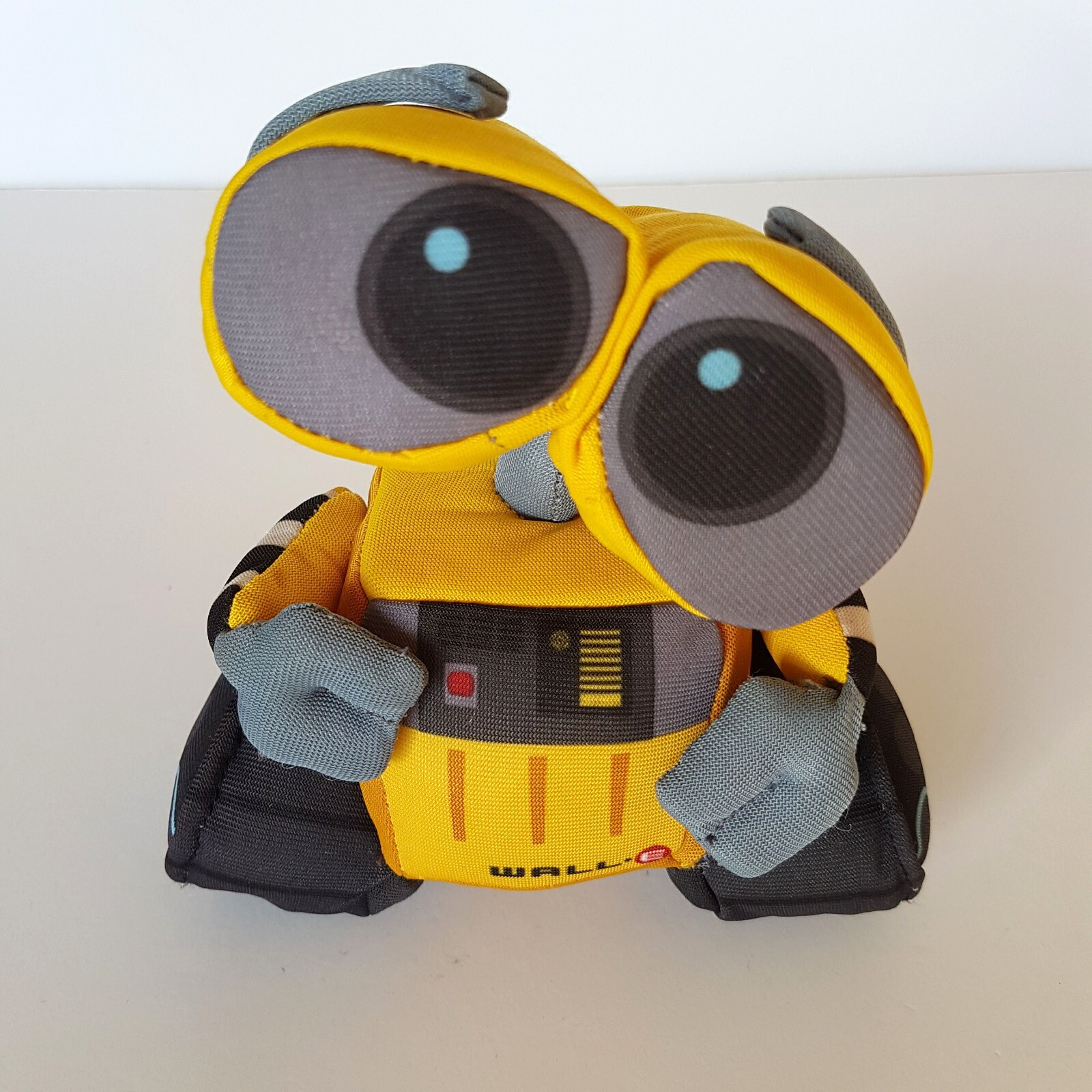Pixar WALL E Plush Movie Robot Droid 5” Stuffed Fabric Doll Character Soft Toy1