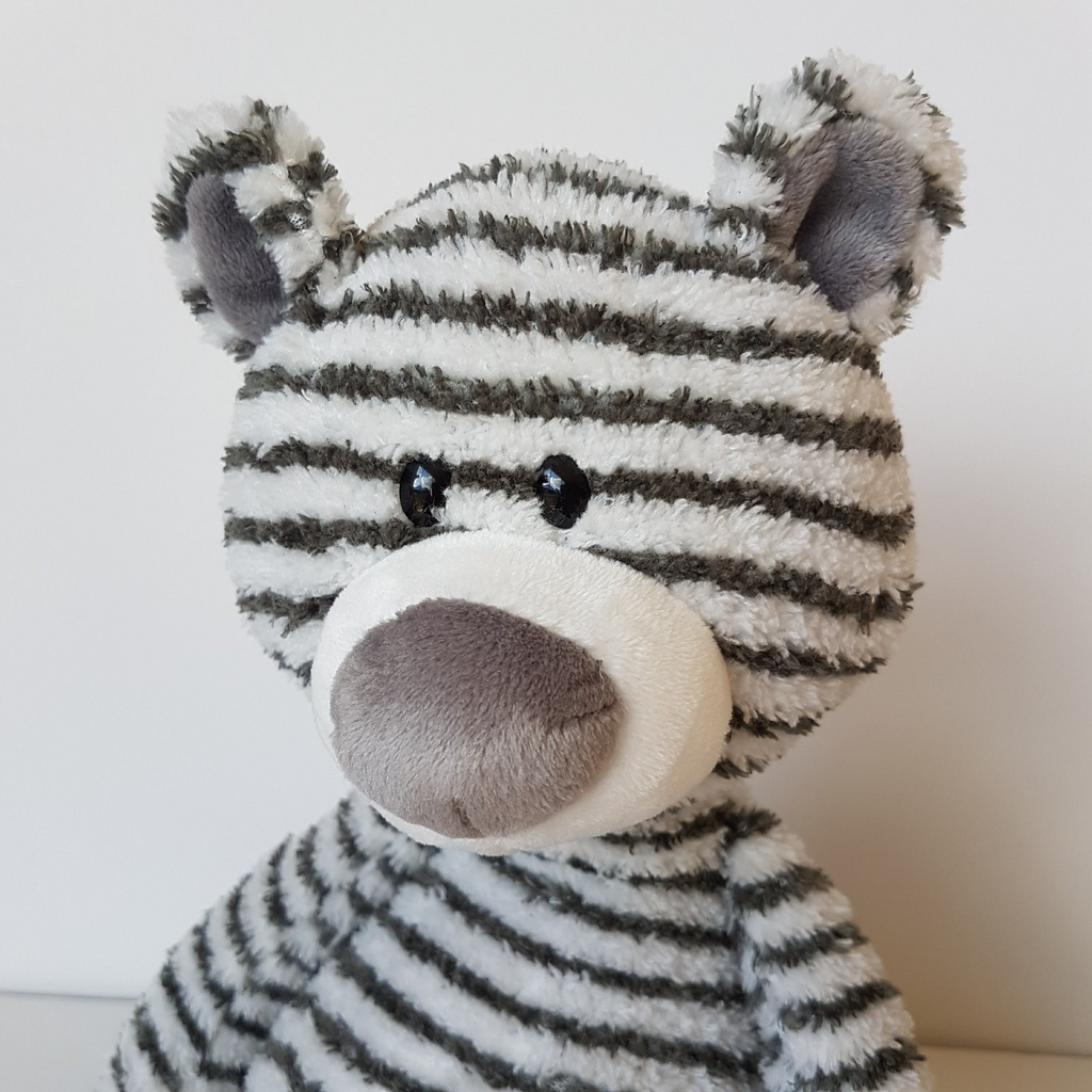Gund ZAG FLOPPY BEAR Plush 40cm Stuffed Animal Soft Toy Grey White Stripe Cuddly1