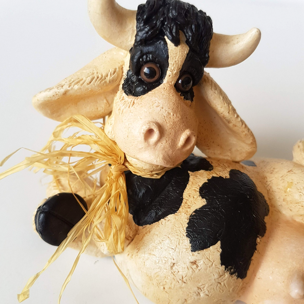 Vintage PETE APSIT COW Figure 1994 Statue Resin Holstein Collectible Black Beige4