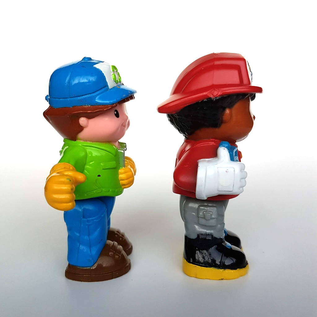 Little People POSEABLE FIRE FIGHTER RECYCLER RYAN Doll Figures Fisher Price Toy3