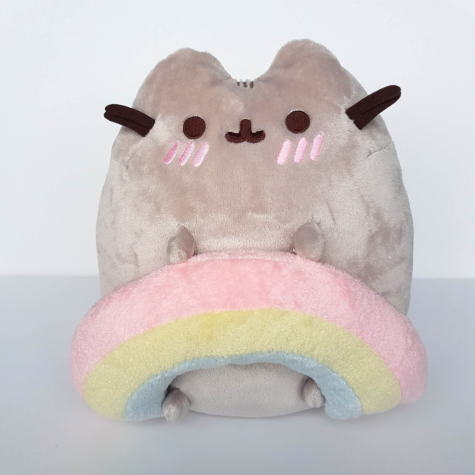 Gund PUSHEEN RAINBOW CAT 23cm Soft Toy Stuffed Animal Kitten Pet Genuine Cute0