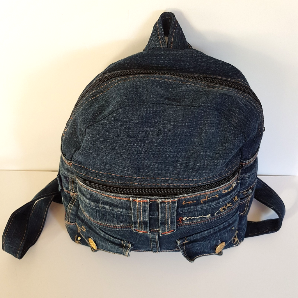 Handmade DENIM JEANS BACKPACK Bag Upcycled Rhinestone Embellished Vienus Jeans7