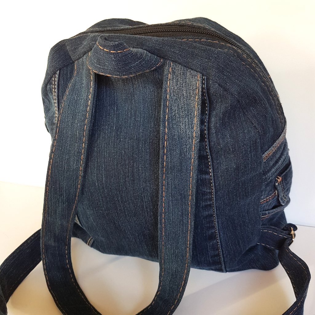 Handmade DENIM JEANS BACKPACK Bag Upcycled Rhinestone Embellished Vienus Jeans10