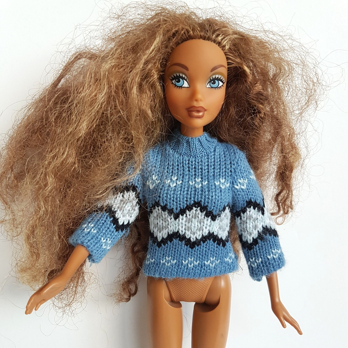 My Scene 1999 MADISON Doll Outfit Clothes Sweater Jumper Fashion Doll Curly Hair1