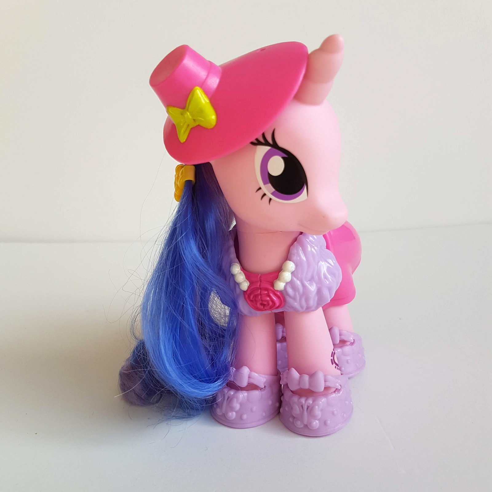 My Little Pony ROYAL RIBBON FRIENDSHIP MAGIC Snap On Fashion 15cm Horse Figure1